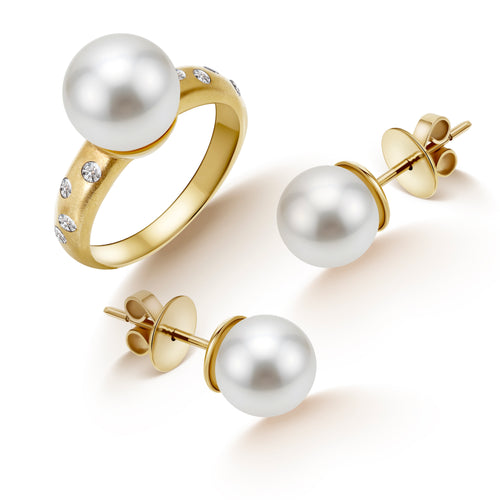 6.5 - ROUND WHITE SOUTH SEA PEARL TEXTURED LADIES RING WITH DIAMOND ACCENTS AND STUD EARRINGS SET IN 14K YELLOW GOLD