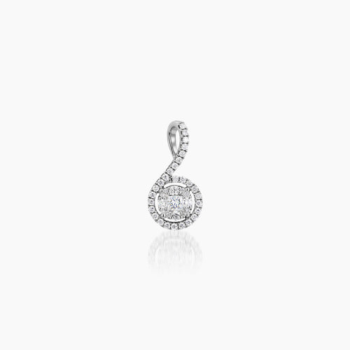 DIAMOND CLUSTER LADIES PENDANT WITH 1=0.108 / 4=0.103 / 36=0.228 CARAT DIAMONDS IN 18K WHITE GOLD