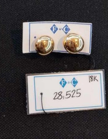 CIRCLE STUD EARRINGS IN 18K YELLOW GOLD