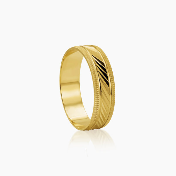 6.5 - DIAMOND CUT WEDDING RING IN (ITALIAN) 18K YELLOW