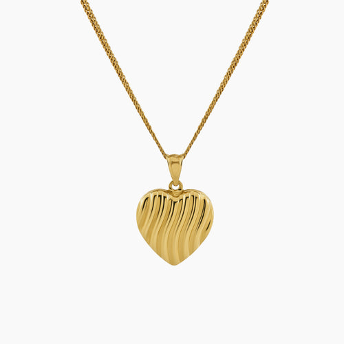 HEART PENDANT WITH VERTICAL WAVE PATTERN AND CHAIN NECKLACE IN (SAUDI) 18K YELLOW GOLD