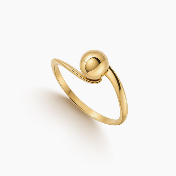 7 - MINIMALIST SPHERICAL BALL LADIES RING IN (SAUDI) 18K YELLOW GOLD