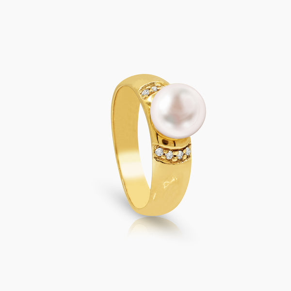 5 1/2" PEARL AND DIAMOND LADIES RING WITH 8=0.05 / 3.6 / 3.0 CARAT DIAMONDS IN 14K YELLOW GOLD