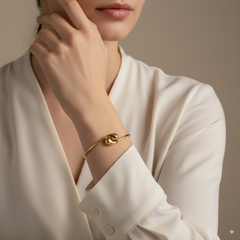 TEAR DROP CUFF LADIES BANGLE IN (SAUDI) 18K YELLOW GOLD
