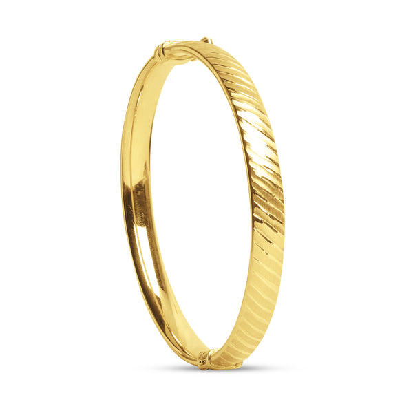 TEXTURED BANGLE IN 18K YELLOW GOLD