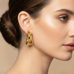 TAPERED LADIES HOOP EARRINGS IN (ITALIAN) 18K YELLOW GOLD