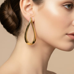 OVAL TWISTED LADIES HOOP EARRINGS IN (ITALIAN) 18K YELLOW GOLD