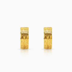 SCALED DIAMOND CUT LADIES HOOP EARRINGS IN (SAUDI) 18K YELLOW GOLD
