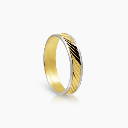 TWO TONE DIAMOND CUT WEDDING RING IN (SAUDI) 18K YELLOW AND WHITE GOLD