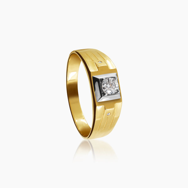 12 - TWO-TONE MENS RING WITH CUBIC ZIRCONIAN STONE IN (SAUDI) 18K YELLOW AND WHITE GOLD
