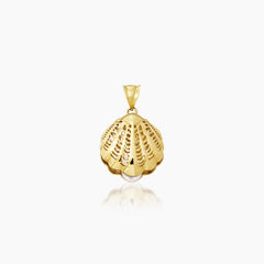 CLAM SHELL PENDANT WITH FIXED PEARL IN (SAUDI) 18K YELLOW GOLD