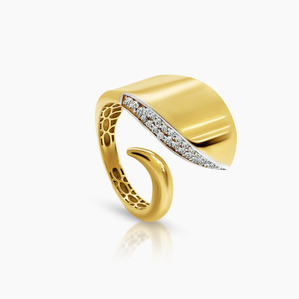 7 - TWO TONE SNAKE LADIES RING WITH CUBIC ZIRCONIAN STONE IN (SAUDI) 18K YELLOW AND WHITE GOLD