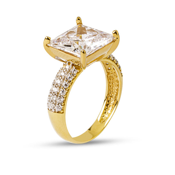 WHITE COLORED STONE RING WITH CUBIC ZIRCONIA SIDE STONE IN 18K GOLD
