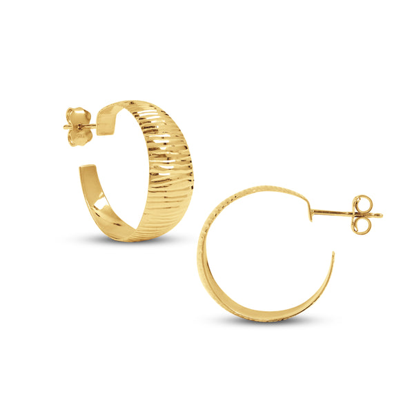 AMOUR TEXTURED HOOP EARRINGS IN 14K YELLOW GOLD