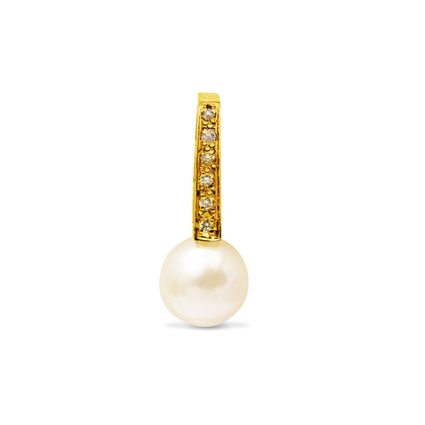 PEARL PENDANT WITH DIAMONDS IN 14K YELLOW GOLD